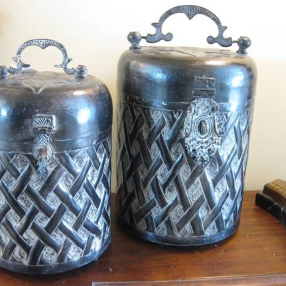 Brand: John Richard Furniture Large Metal Lid Container; 15 x 10dia Med Metal L - Picture 2 of 5